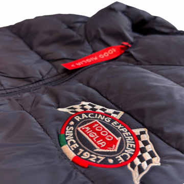 Gilet sport 2024 dettaglio.jpg